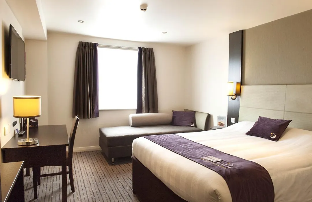 Premier Inn London Holborn-1