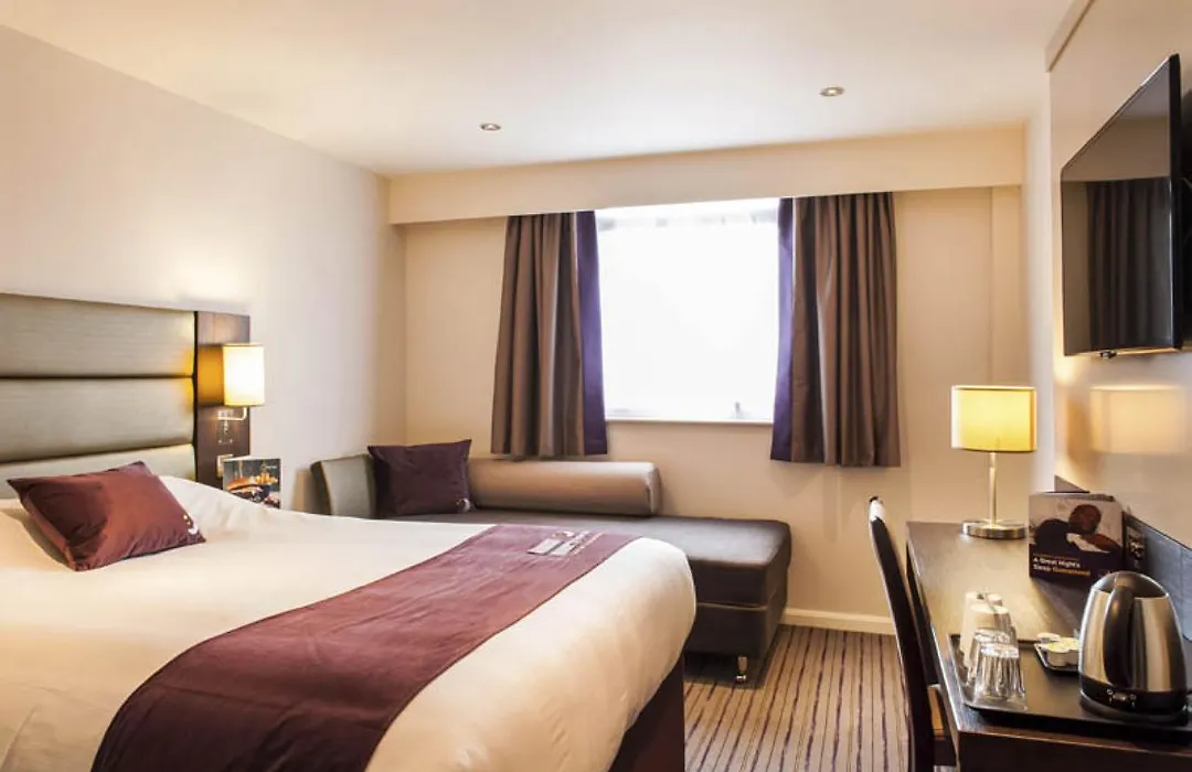Premier Inn London Holborn-1