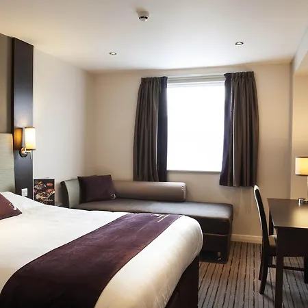 Premier Inn London Holborn-2